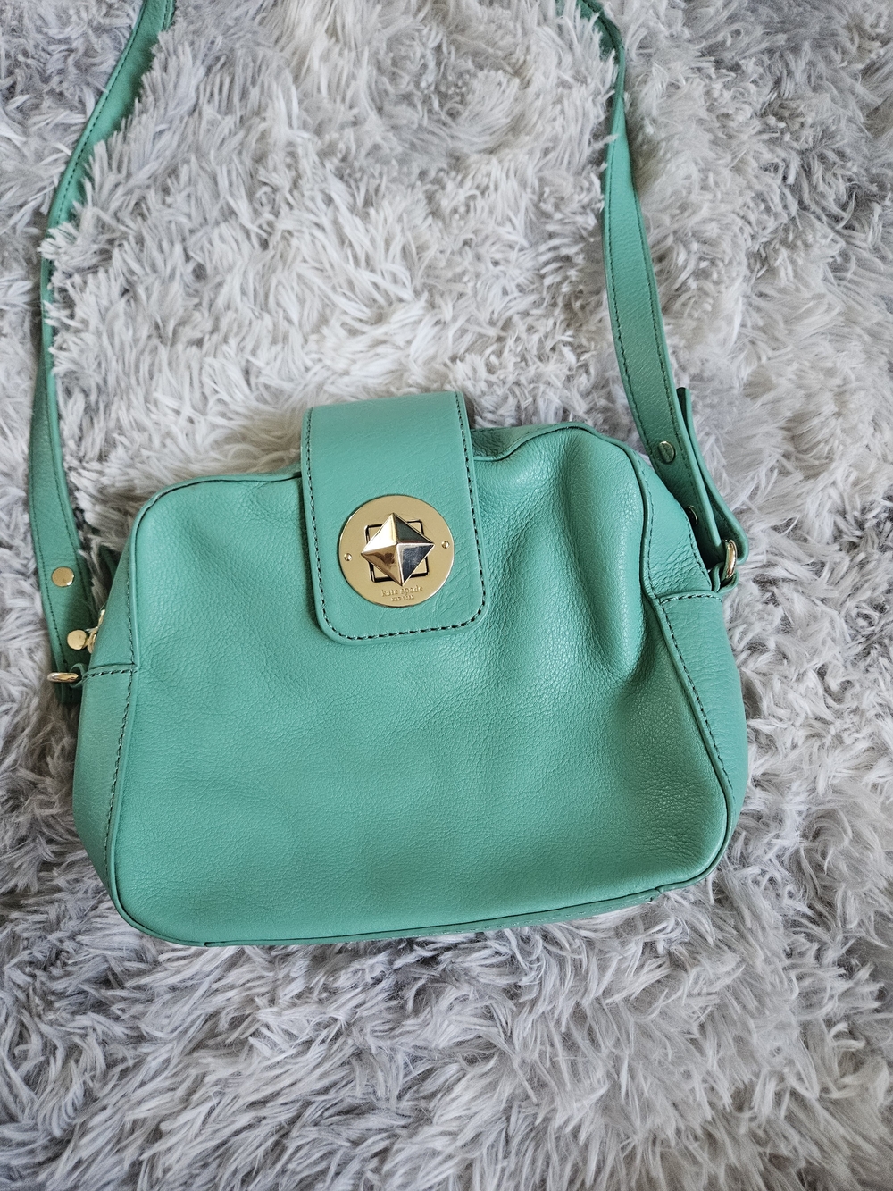 Kate Spade Small Chrystie Street Isla Leather Turnlock Crossbody Bag